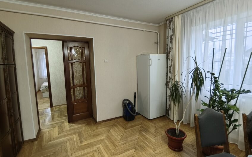 В продаже коттедж