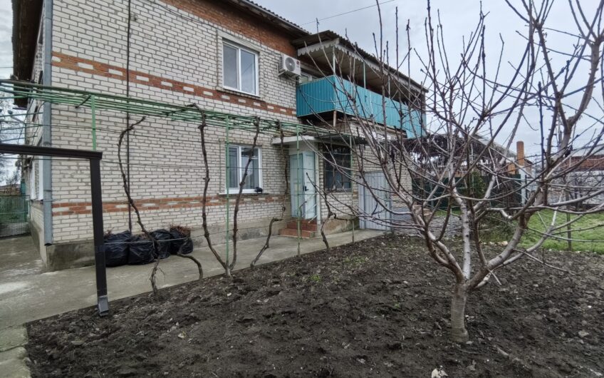 В продаже коттедж
