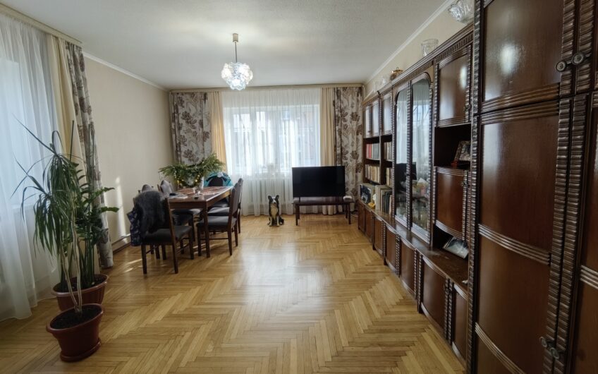 В продаже коттедж